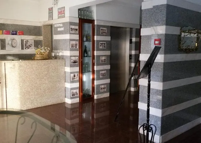 公寓式酒店 A Moderna - Casa Dos Serpas 卡尔达斯达费尔盖拉